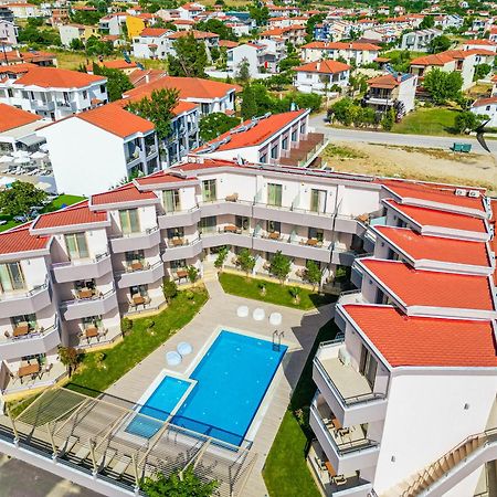 Aria Garden Suites Nikiti  Buitenkant foto