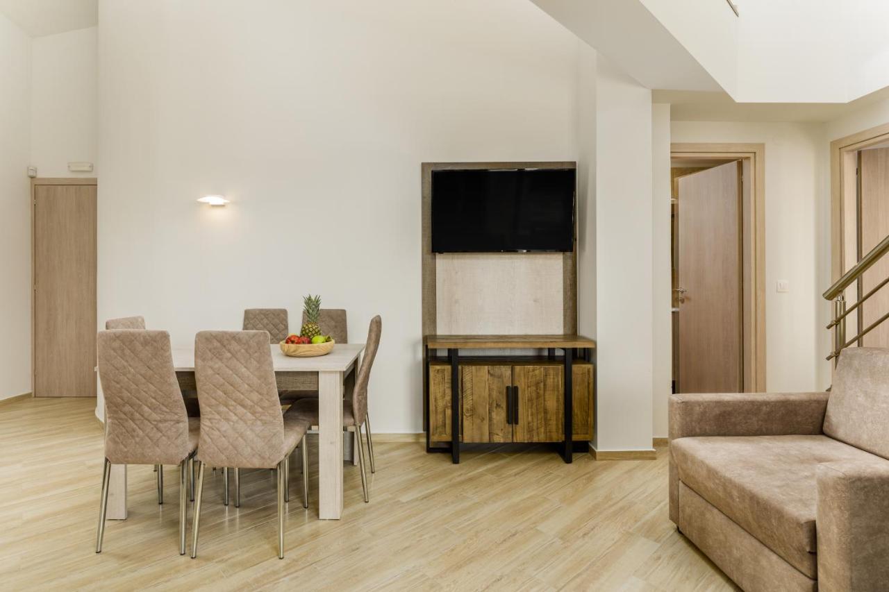 Aria Garden Suites Nikiti  Buitenkant foto