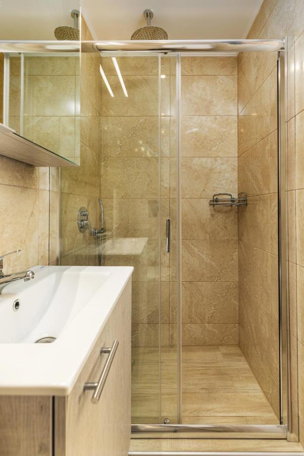 Aria Garden Suites Nikiti  Buitenkant foto