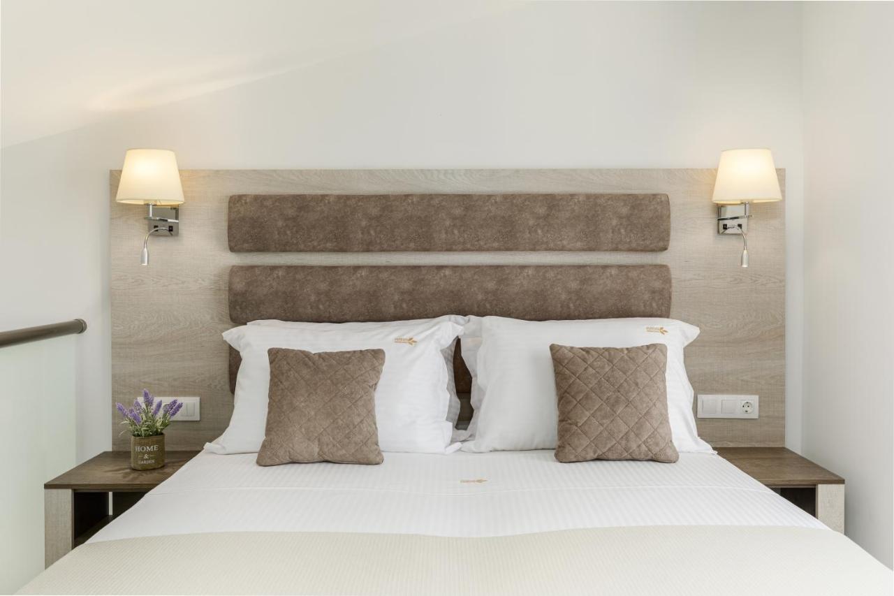 Aria Garden Suites Nikiti  Buitenkant foto