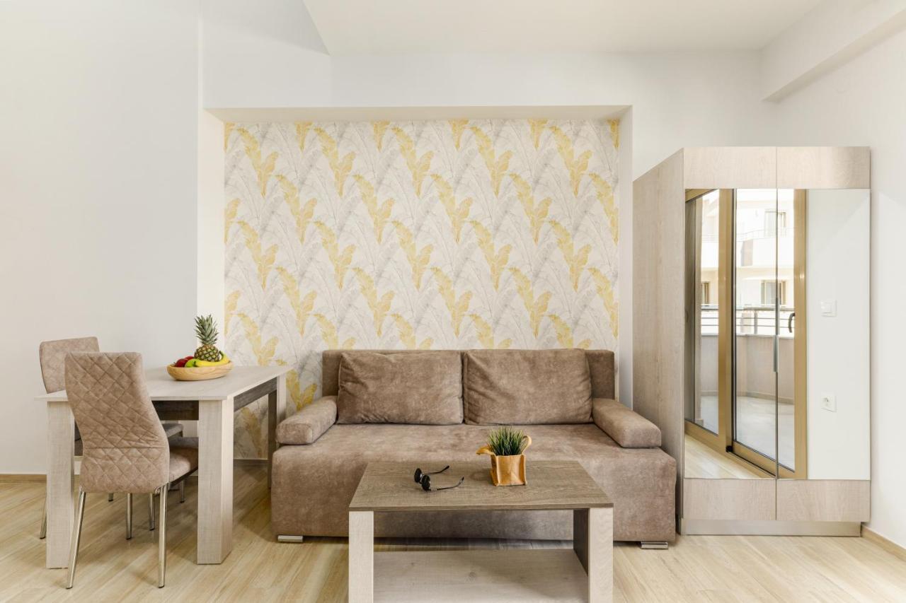 Aria Garden Suites Nikiti  Buitenkant foto